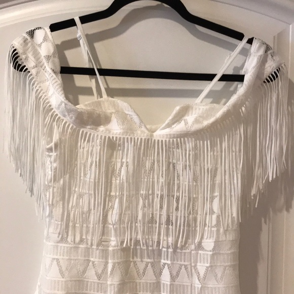 C by cubic off shoulder lace fringe dress size 8 - Picture 2 of 15